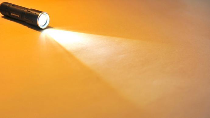 成都原市长王凤朝，被罢免省人大代表职务